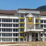 Dibiarkan Jadi Sarang Ilalang, Kantor Pemda Sukabumi Bak Gedung Hantu! 2 WhatsApp Image 2025 09 11 at 11.59.29 a83c24fb