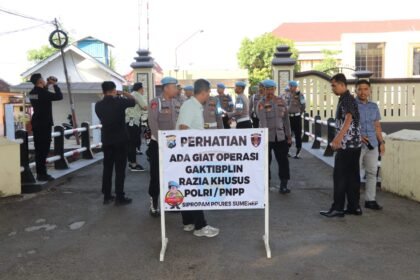 Tim Gaktiblin Bidpropam Polda Jatim Mitigasi Cek Kelengkapan Personil Polres Sumenep 4 WhatsApp Image 2025 10 15 at 20.28.47 1