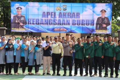 Sinergi Buruh dan Polri, Kapolres Sumenep Kobarkan Semangat Persatuan di Apel Akbar Kebangsaan 8 WhatsApp Image 2025 10 23 at 13.17.17
