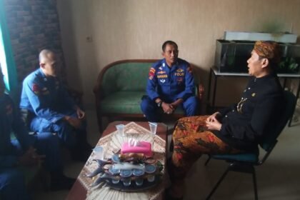 Polairud Polda Jatim Perkuat Sinergi Untuk Mendukung Implementasi Asta Cita Kampung Nelayan Merah putih di Sumenep. 4 WhatsApp Image 2025 10 31 at 04.53.10 2