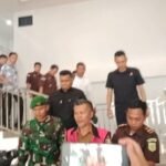 Kejari Tubaba Tahan Dua Pejabat DLH, Terlibat Korupsi Rp1,3 Miliar Dana Lingkungan Hidup 3 image 750x 68ecc0e87011a