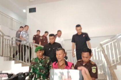 Kejari Tubaba Tahan Dua Pejabat DLH, Terlibat Korupsi Rp1,3 Miliar Dana Lingkungan Hidup 7 image 750x 68ecc0e87011a