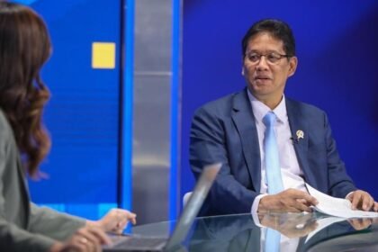 Menkeu Purbaya: Dirjen Bea Cukai dari Tentara, Harusnya Orang Takut Main-main 10 menteri keuangan republik indonesia purbaya yudhi sadewa menyampaikan pemaparan dalam program squawk box cnbc indonesia di jak 1760060873842 169