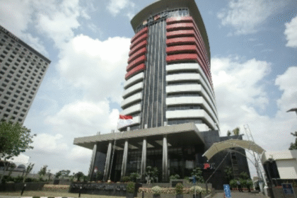 Selain Bupati Ponorogo, KPK Juga Tangkap Sekda dan Dirut RSUD dalam OTT 4 Screenshot 2025 11 08 111432