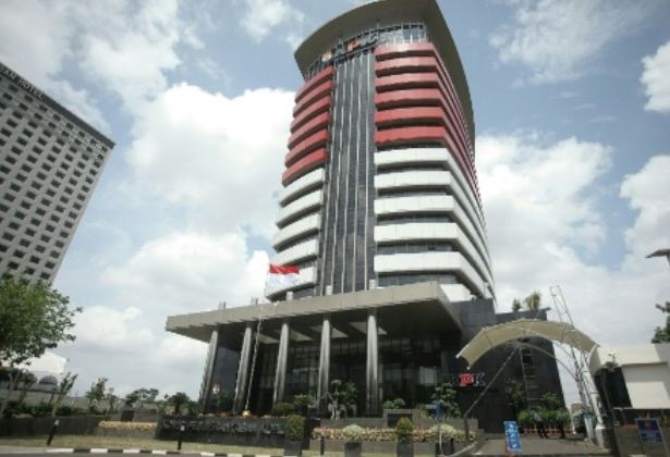 Selain Bupati Ponorogo, KPK Juga Tangkap Sekda dan Dirut RSUD dalam OTT 1 Screenshot 2025 11 08 111432