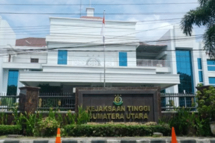 Kejati Sumut Geledah Tiga Perusahaan di Jakarta Terkait Dugaan Korupsi Pengadaan Smartboard di Tebing Tinggi 7 Screenshot 2025 11 18 192745