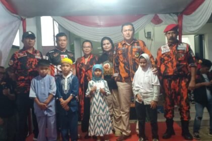 MPC Pemuda Pancasila Kota Sukabumi Santuni 66 Anak Yatim dan Duafa, Tegaskan Komitmen Sosial di Momen HUT. 6 WhatsApp Image 2025 11 01 at 16.00.13 f99d2ee7