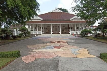 Pemkab Cianjur Tagih Dana Bantuan Tak Tepat Sasaran kepada Penyintas Gempa 10 peta kabupaten cianjur di halaman pendopo cianjur 169