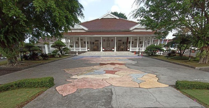 Pemkab Cianjur Tagih Dana Bantuan Tak Tepat Sasaran kepada Penyintas Gempa 1 peta kabupaten cianjur di halaman pendopo cianjur 169