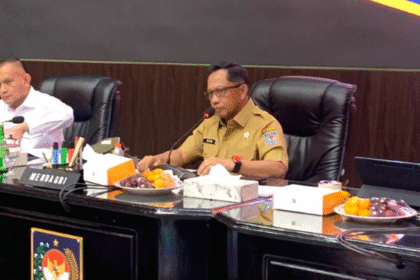 Para Bupati Mengaku Tak Mampu Atasi Banjir Besar, Pemerintah Pusat Ambil Alih Distribusi Logistik ke Aceh 7 Screenshot 2025 12 01 170521