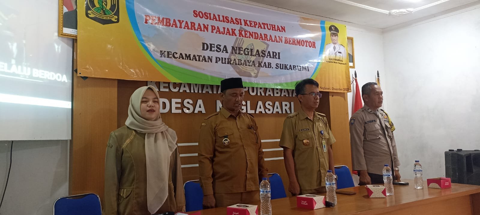 Sosialisasi Kepatuhan Pajak Kendaraan Bermotor Digelar di Desa Neglasari, Camat Purabaya Tekankan Pentingnya Kesadaran Warga 1 WhatsApp Image 2025 12 12 at 13.20.46