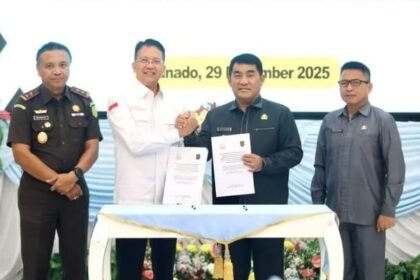 Kejagung Hibahkan Dua Kapal Rampasan Negara Senilai Rp3,2 Miliar ke Sulut untuk Pemberdayaan Nelayan 9 WhatsApp Image 2025 12 30 at 17.51.34