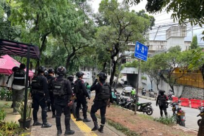 Brimob Polda Metro Jaya Intensifkan Monitoring Pasca Tawuran di Terowongan Manggarai 3 WhatsApp Image 2026 01 04 at 17.14.16 1