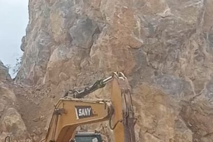 JWI Sorotin : Bom Waktu di Gunungguruh? Aktivitas Tambang PT MBH Sukabumi Tuai Protes WargaG 5 WhatsApp Image 2026 01 21 at 1.32.26 PM