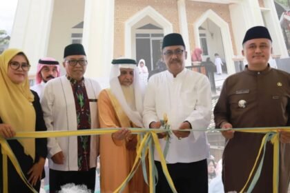 Bupati Sukabumi Resmikan Masjid Al-Walidain di Jampangtengah 4 627029179 18328528825221373 39277252580239603 n