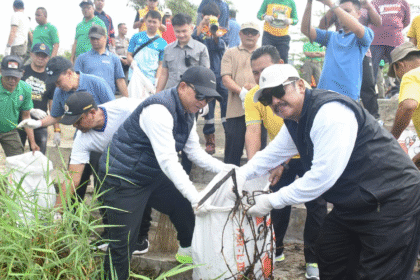 BUPATI PIMPIN AKSI BERSIH PANTAI, KOMITMEN PEMKAB JAGA KENYAMANAN FASILITAS UMUM 5 Screenshot 2026 02 18 152333