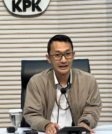 OTT Bea Cukai, KPK Amankan 17 Orang, Mantan Direktur Penyidikan Ditangkap di Lampung 1 WhatsApp Image 2026 02 05 at 23.27.27