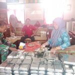 Koramil 0827/18 Kangean Tinjau MBG di SDN Angkatan 1 Arjasa 2 WhatsApp Image 2026 02 06 at 20.33.14