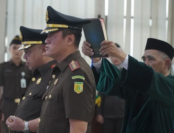 Wahyudi Eko Husodo Resmi Dilantik sebagai Kajari Kabupaten Tangerang 1 WhatsApp Image 2026 03 06 at 8.50.45 PM