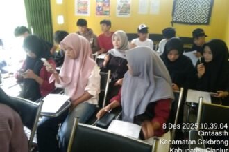 Fleksibilitas PKBM Paku Bumi dalam Mendukung Pendidikan Sepanjang Hayat 6 WhatsApp Image 2026 03 12 at 2.01.24 PM