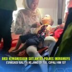Aksi Sigap Satlantas Polres Indramayu Selamatkan Balita Kejang di Tol Cipali KM 137 5 WhatsApp Image 2026 03 26 at 16.26.08 2