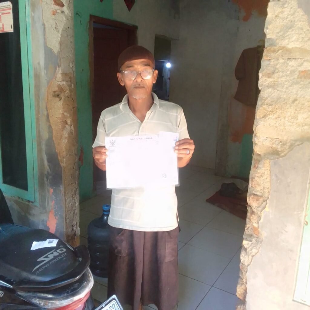 Lima Bulan Pascabanjir Bandang Cisolok, Korban Masih Bertahan di Tenda, Janji Pemulihan Dipertanyakan 2 WhatsApp Image 2026 04 06 at 18.47.50