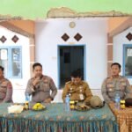 Kapolres Sumenep Turun Langsung Pimpin Perbaikan Jembatan, Wujud Nyata Kepedulian terhadap Warga 2 WhatsApp Image 2026 04 27 at 12.30.49 1