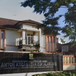 Praktik Pungli Diduga Terjadi Berulang di Kantor Camat Sukalarang 2 20251112112514 2025 11 12a profil kontak112005
