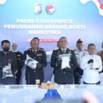 POLDA JATIM MUSNAHKAN 22,226 KG KOKAIN, TEGASKAN KOMITMEN PERANG MELAWAN NARKOBA 2 WhatsApp Image 2026 05 04 at 15.45.59