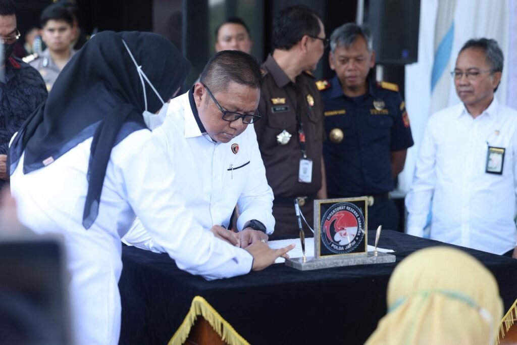 POLDA JATIM MUSNAHKAN 22,226 KG KOKAIN, TEGASKAN KOMITMEN PERANG MELAWAN NARKOBA 2 WhatsApp Image 2026 05 04 at 15.46.00