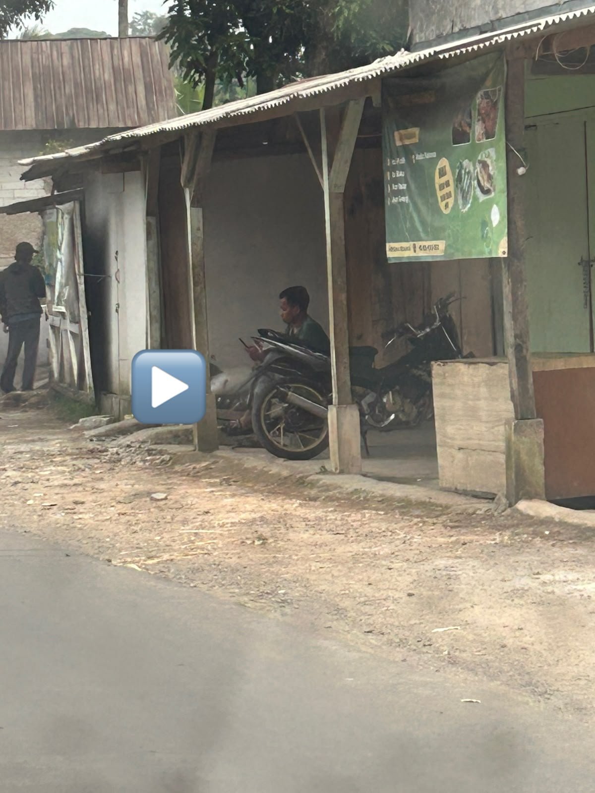 Kampung Cinta Asih Resah, Dugaan Penjualan Tramadol dan Excimer Jadi Sorotan 1 WhatsApp Image 2026 06 02 at 8.34.49 AM